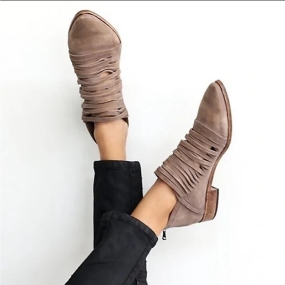 Free People Shoes - Free People “Lost Valley” Leather Ankle Boot Distressed Straps in Grayish Tan 40